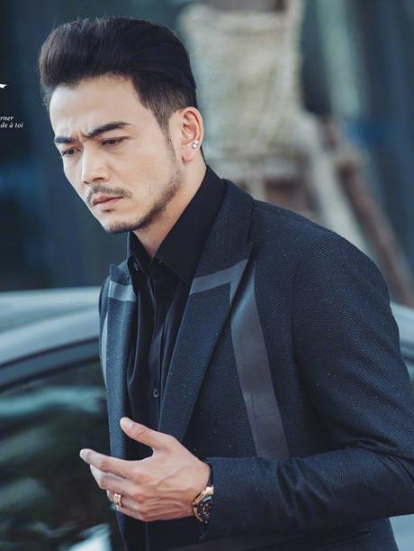 杨烁为什么这几年不红了,杨烁为什么突然不红了