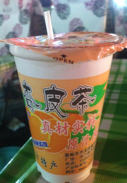 在广州适合夏天喝的凉茶,广东人的夏天解暑不止是凉茶