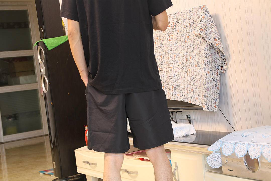 夏天男款穿什么短裤好看,潮流穿搭运动短裤男五分