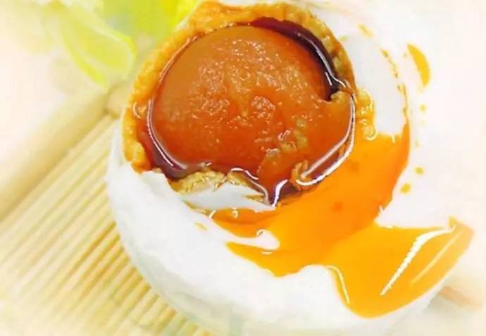 腌咸鸭蛋用黑醋不行吗,腌咸鸭蛋不用黄泥的做法