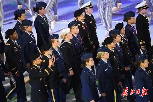 军运会会徽图案,2019军运会开幕式巨型国旗