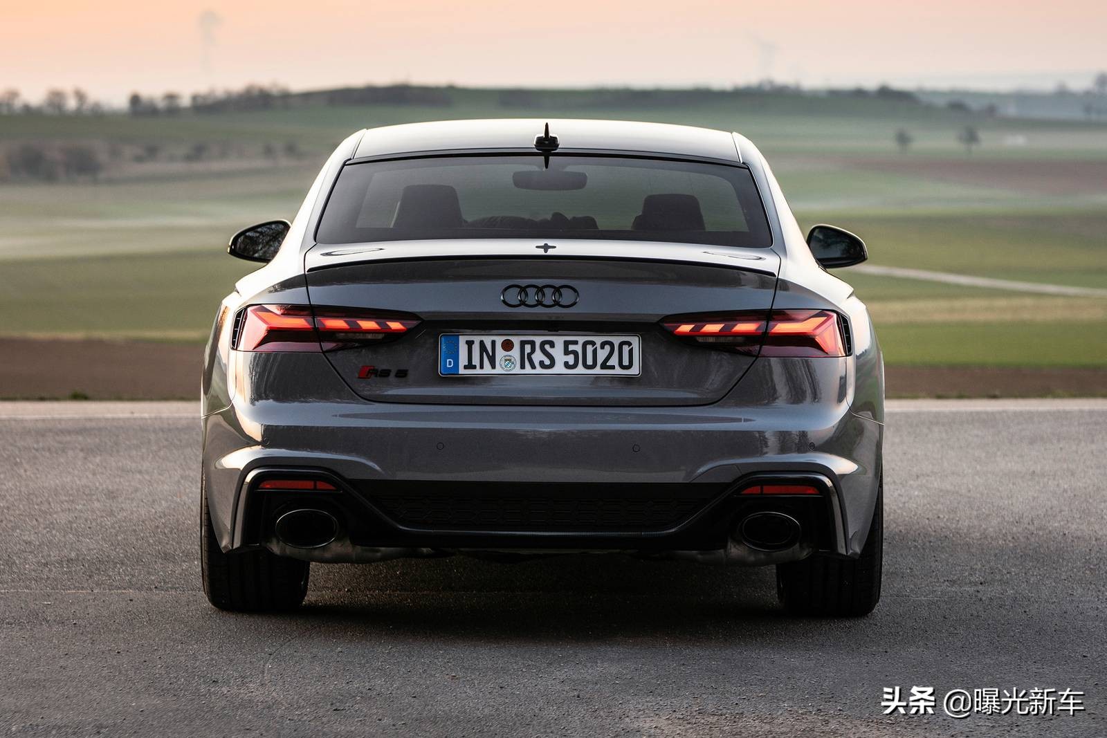 奥迪rs52022款报价,奥迪rs52022款国外价