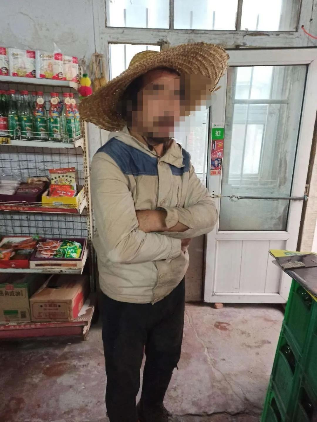 起底哈尔滨性侵5岁女童嫌犯“傻六子”：几乎天天酗酒，事发前喝了两瓶老白干，与养母靠捡废品为生