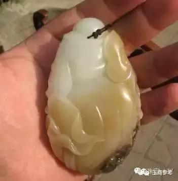 和田玉的识别一招鉴定和田玉真假,怎么分辨真和田玉和假的和田玉