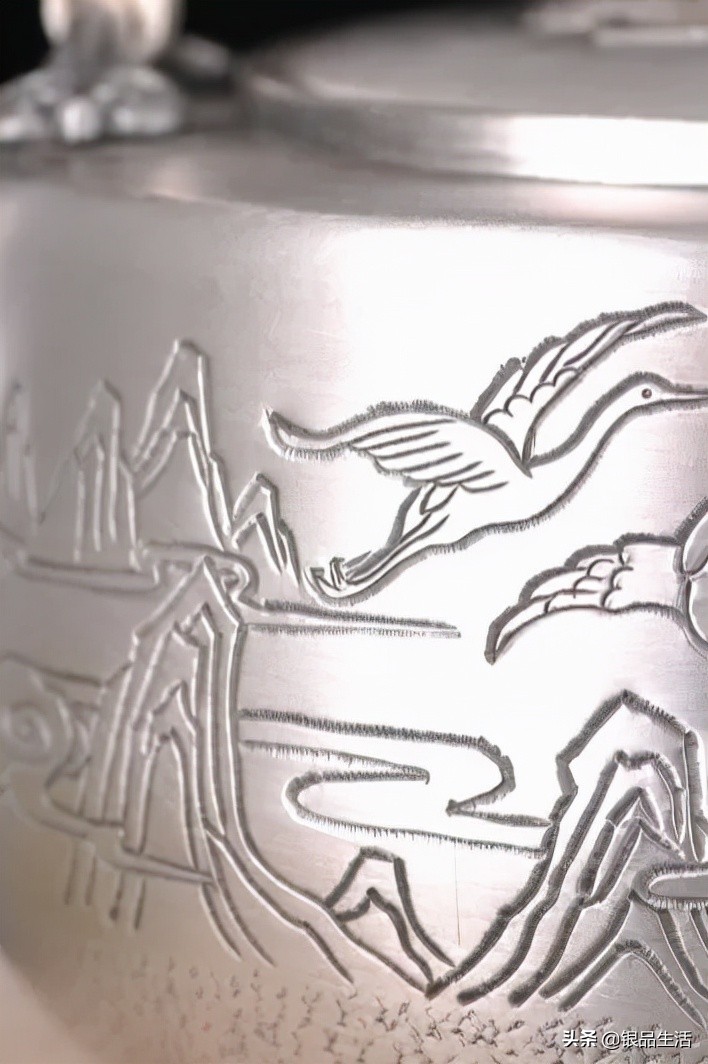 寒夜客来茶成酒一片冰心在玉壶,寒夜客来茶当酒一片冰心在玉壶