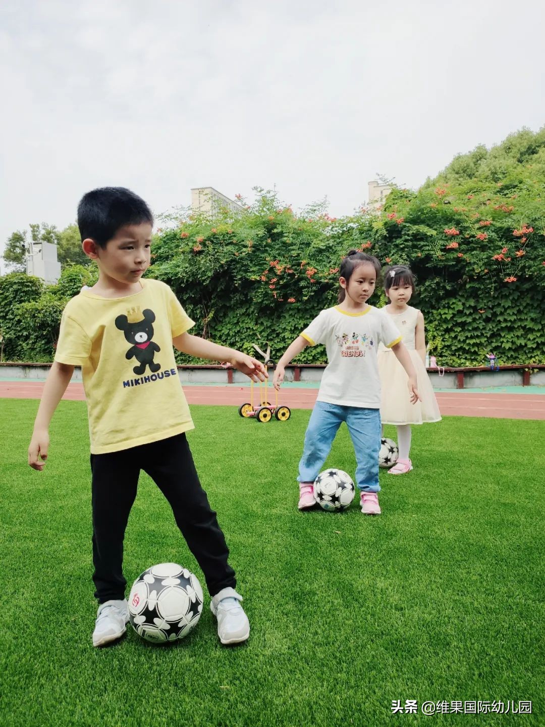 足球不仅仅只有进攻,足球不光只是运动