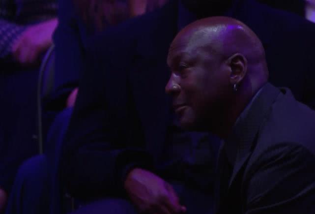 科比追悼会瓦妮莎发言完整视频,科比告别仪式瓦妮莎发言