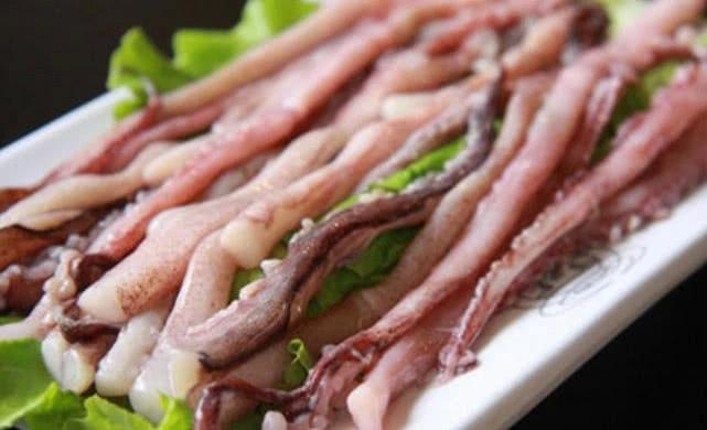 爆炒脆口鱿鱼丝做法,爆炒鱿鱼丝的家常做法