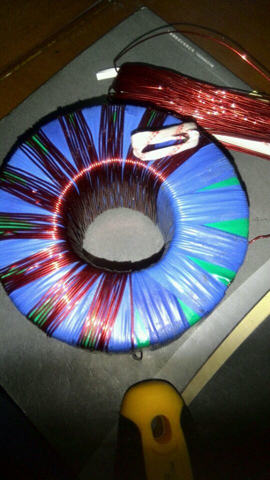 老式手工绕制12v充电器,车载充电器怎么接12v蓄电池