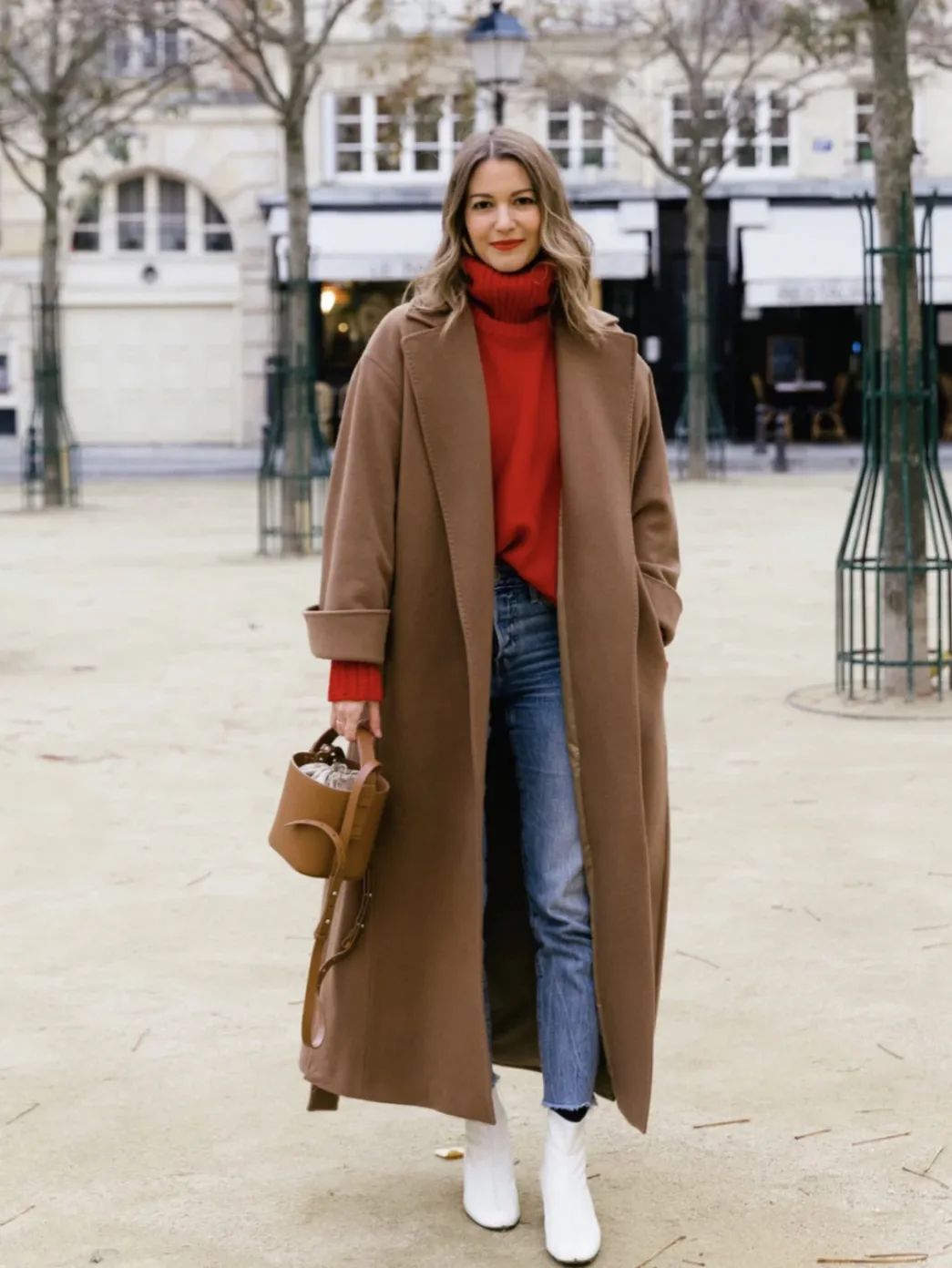 “宝贝，今天吃了什么主食。”“节衣缩食。”