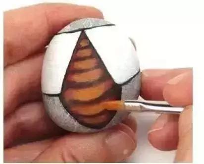 石头画简单幼儿园详细教程,简易石头手工绘画教程