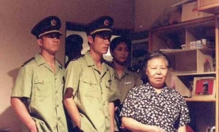 新中国第一悍匪白宝山真实影像,中国十大悍匪白宝山做案几年