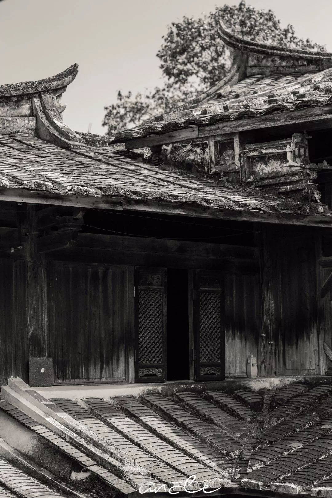 客家土楼房屋大门上的对联,客家土楼对联解释