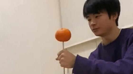 在房间里发射10000颗爆米花，这位日本人真是被居家隔离憋坏了