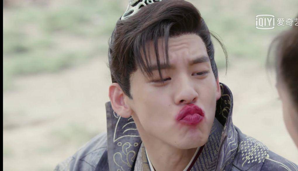 小女花不弃高燃,小女花不弃黑凤