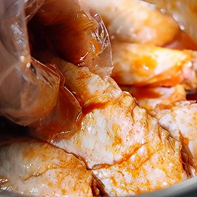 肯德基自在厨房新奥尔良味烤翅根,新奥尔良烤翅的做法可以油炸吗