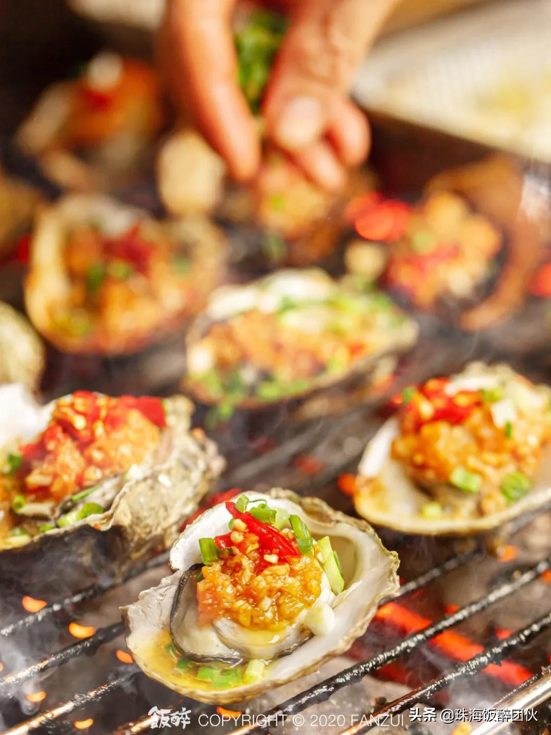 *男猛**深夜在线烧烤！柠溪这间3年串串界老店，变了…