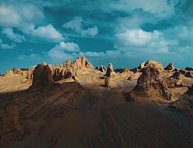 12条最美自驾线路,最美7条自驾游公路线路