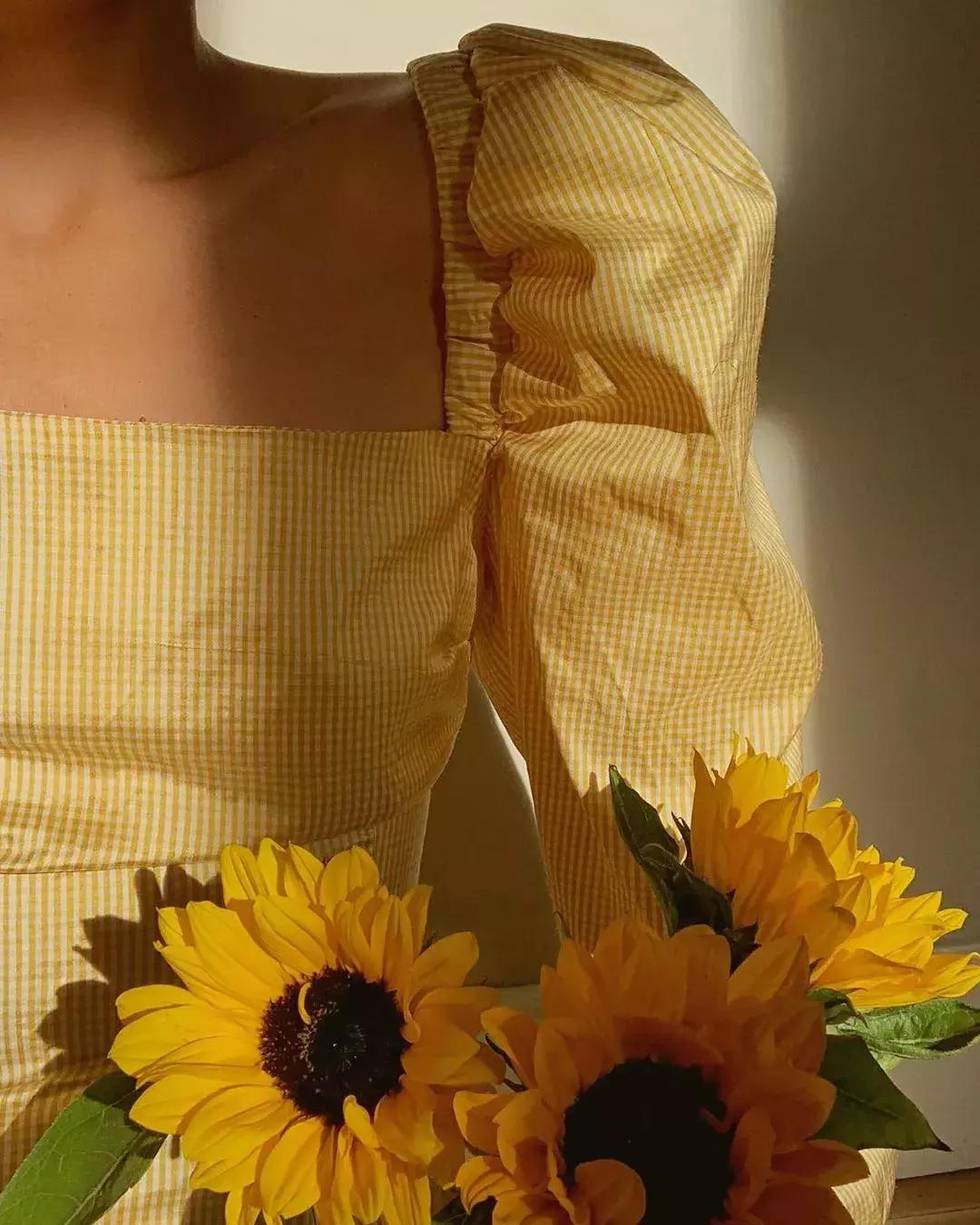 每次穿衣服感觉特别厚重,每次穿衣服的时候都觉得难受