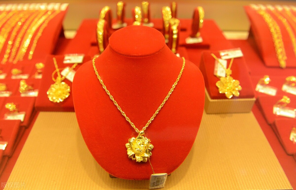 黄金的小葫芦首饰寓意,送黄金首饰的寓意是什么