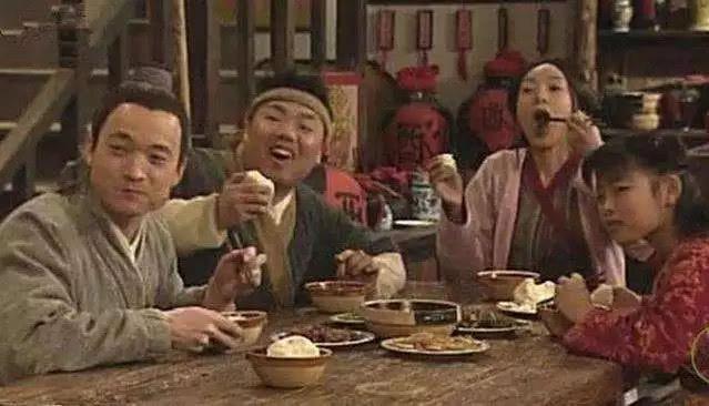 武林外传吃肉名场面,武林外传顿顿吃肉