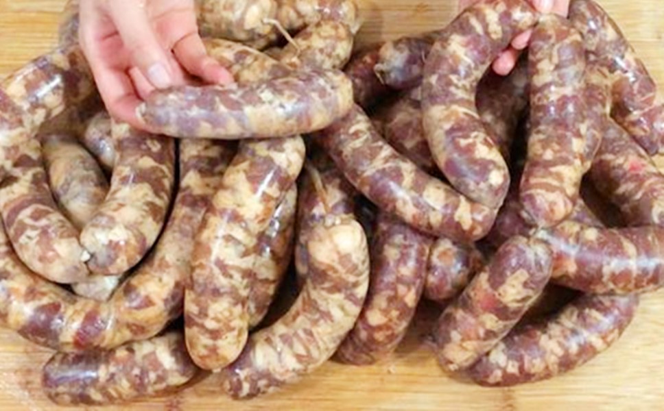 冬天晾晒什么肉好吃,最适合冬天的菜风干肉