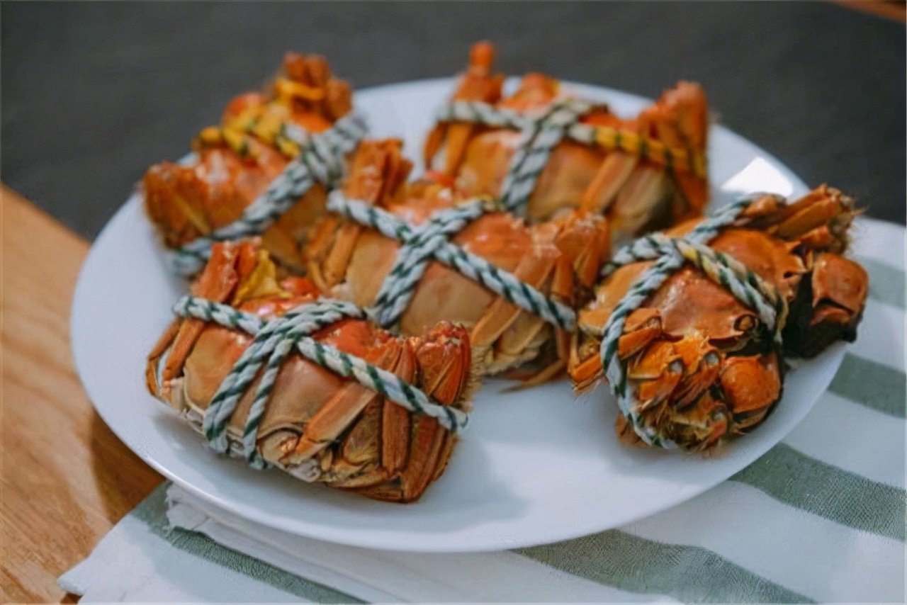 怎么保存螃蟹才能存放更久一些,螃蟹怎么保存可以在冰箱保存几天