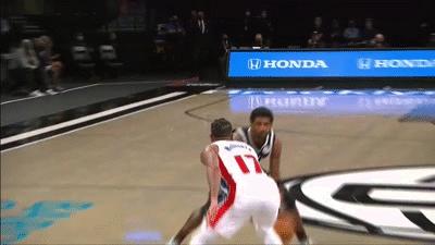 欧文双变向利拉德,欧文变向护球手细节