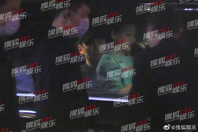 被老婆秋瓷炫带火的于晓光“于可爱”疑似出轨宠妻人设就这样崩塌