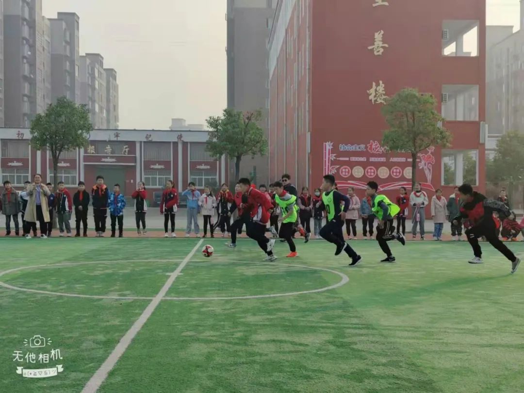 汝南县长杯校园足球联赛,汝南县第五小学的三年级的足球赛