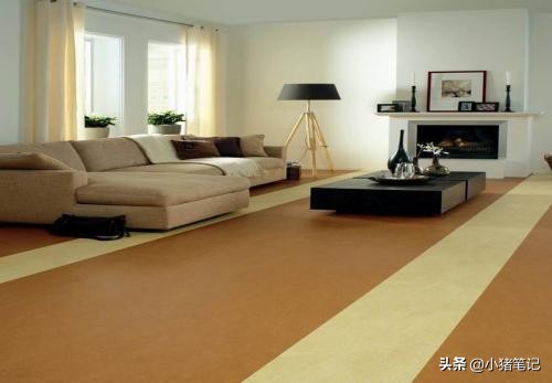 硬pvc塑胶地板是什么材料,pvc胶地板是什么材料做成的