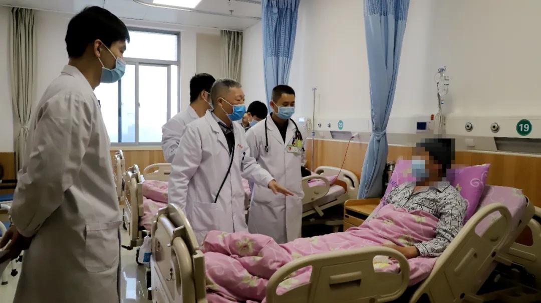 胸外科切良性肿瘤,微创手术切瘤