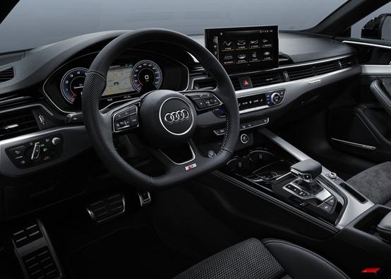 最适合年轻人的无框车门轿跑,无框车门四座轿跑