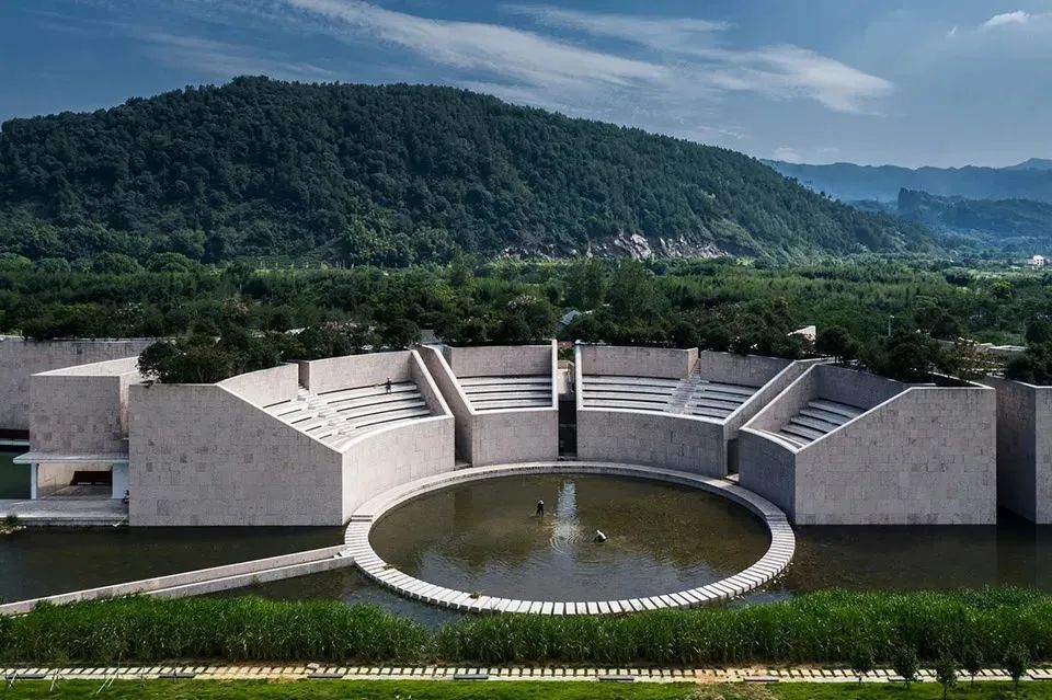 站哪里都是c位,站哪儿都是c位