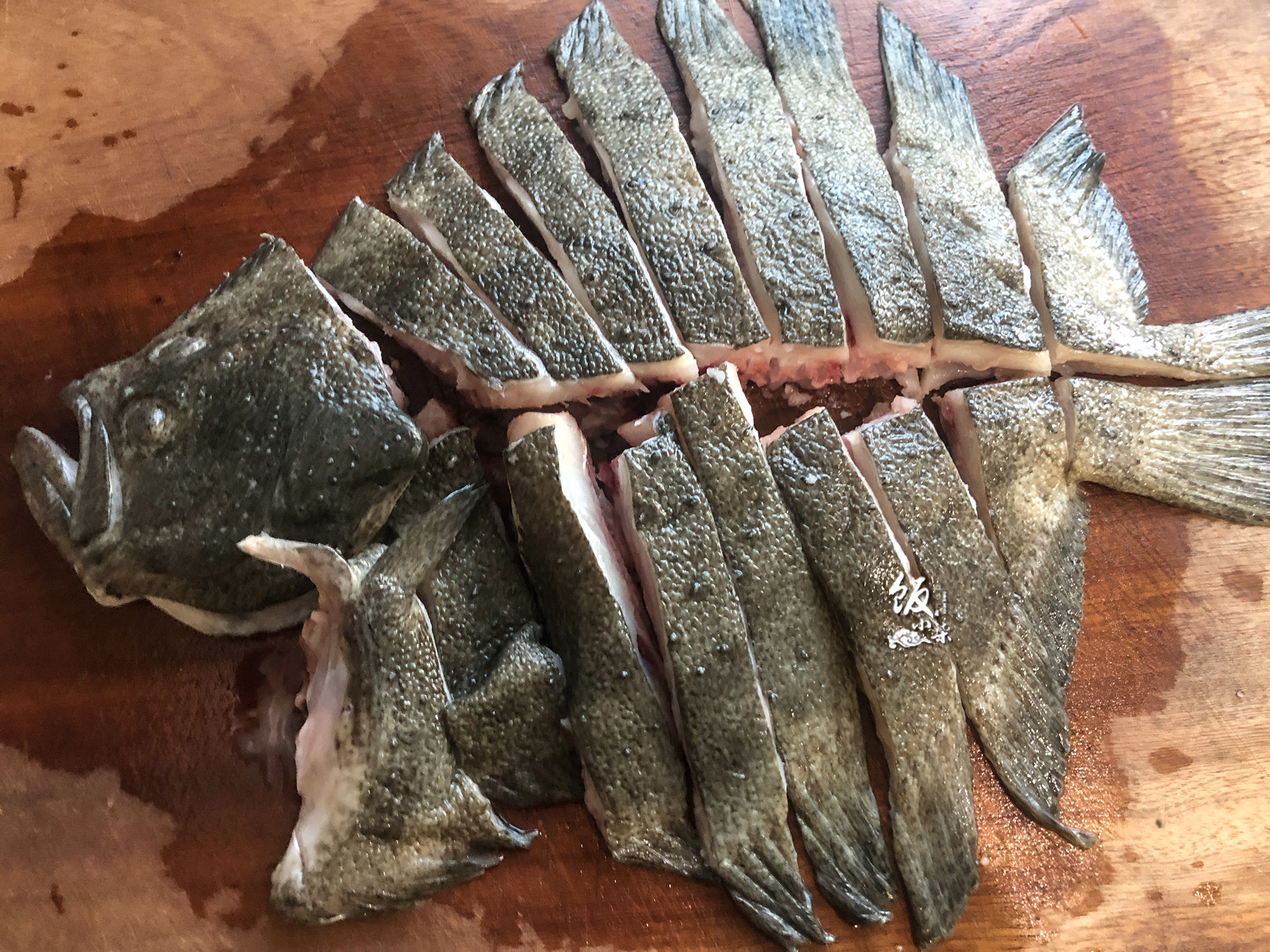 粤菜清蒸多宝鱼花式改刀,粤菜黄金多宝鱼做法大全