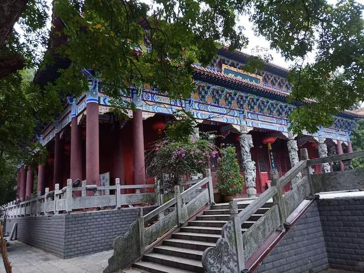 夜幕下的清泉寺,夜幕下的湛山寺