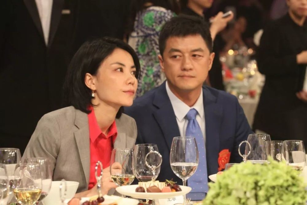 王菲和窦唯目前的关系,王菲最疯狂的一次恋爱