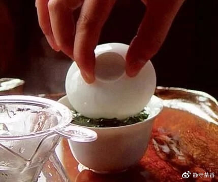 凤凰单丛冲泡技巧口诀,紫砂壶泡凤凰单丛茶最佳冲泡方法