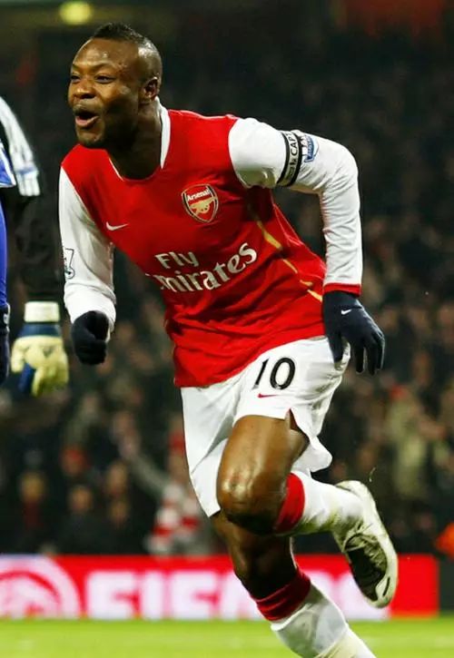 惨！！！七夕情人节，阿森纳又双叒叕与队长“分手”