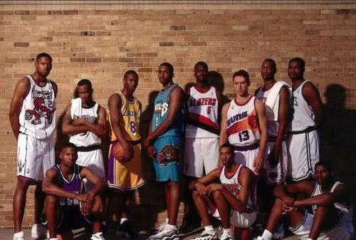 韦德巅峰时期打得过乔丹吗,韦德年少成名