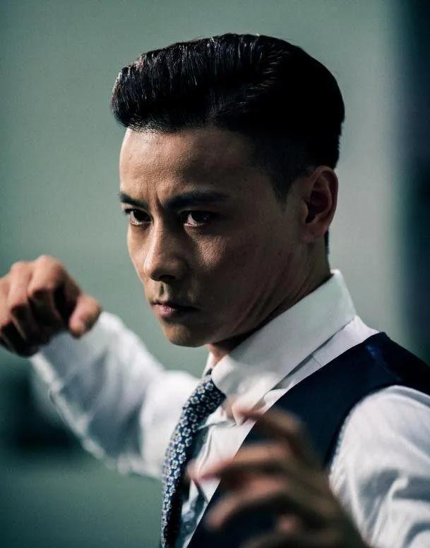 行走的荷尔蒙，这6位越老越有味，大胡茬克制又霸道，气质太绝了