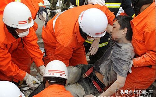 汶川地震十二周年：100张记录汶川地震的照片
