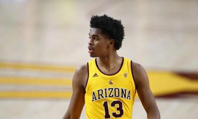 火箭队豪斯拒绝让出球衣,火箭豪斯最新官方消息