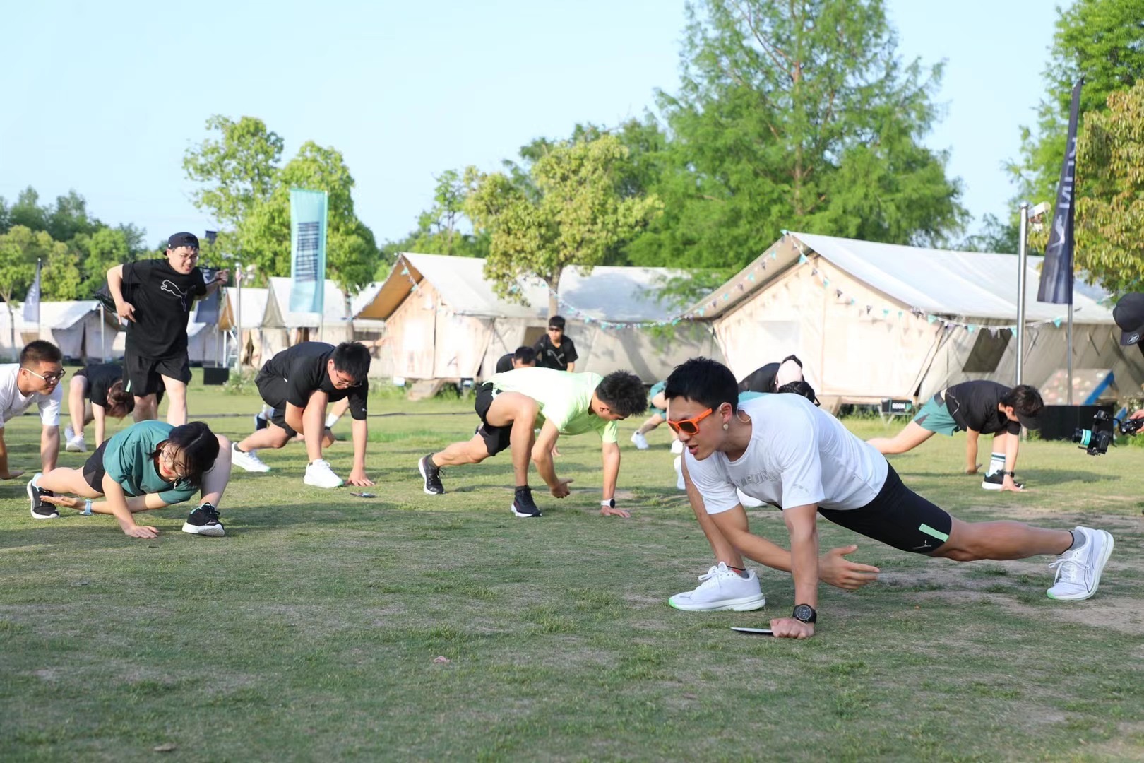 彪马deviatenitro碳板跑鞋评测,彪马deviatenitro系列跑鞋