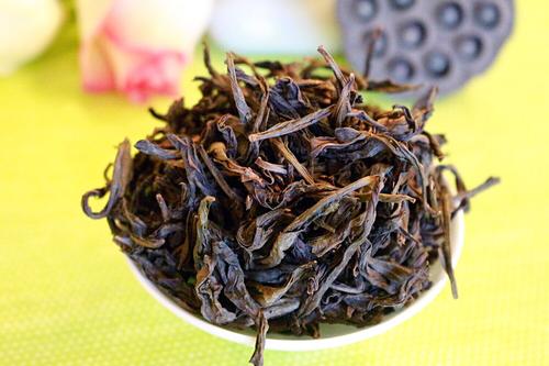 如何鉴别大红袍的好与坏，小壶仙教你四大技巧轻松鉴别