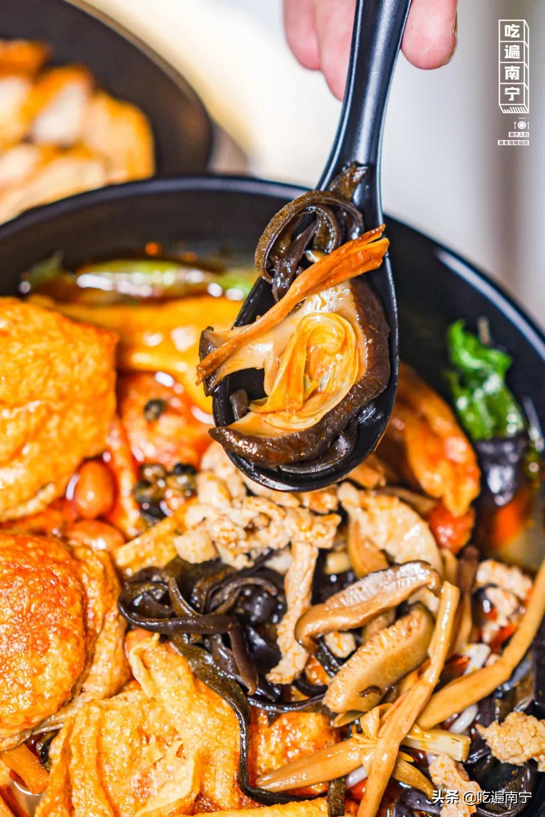 想它！三年前，让我欲罢不能的螺蛳粉，又开回来了