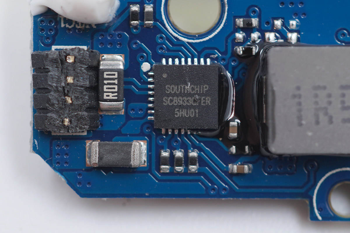 贝尔金磁吸充电宝二代拆解,贝尔金2018无线充电宝测评