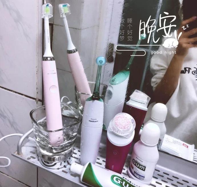 牙齿很整齐拔牙正畸前后效果,虎牙齿矫正的前几天有什么反应