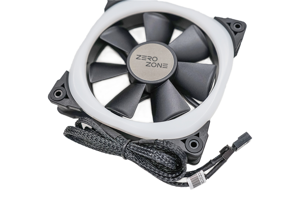 科技以灯为本，3600X+B450+BMR-24水冷+大水牛铁血战士机箱装机秀