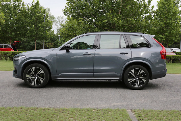 沃尔沃最新款suv19万左右,沃尔沃最新款suv安全测试